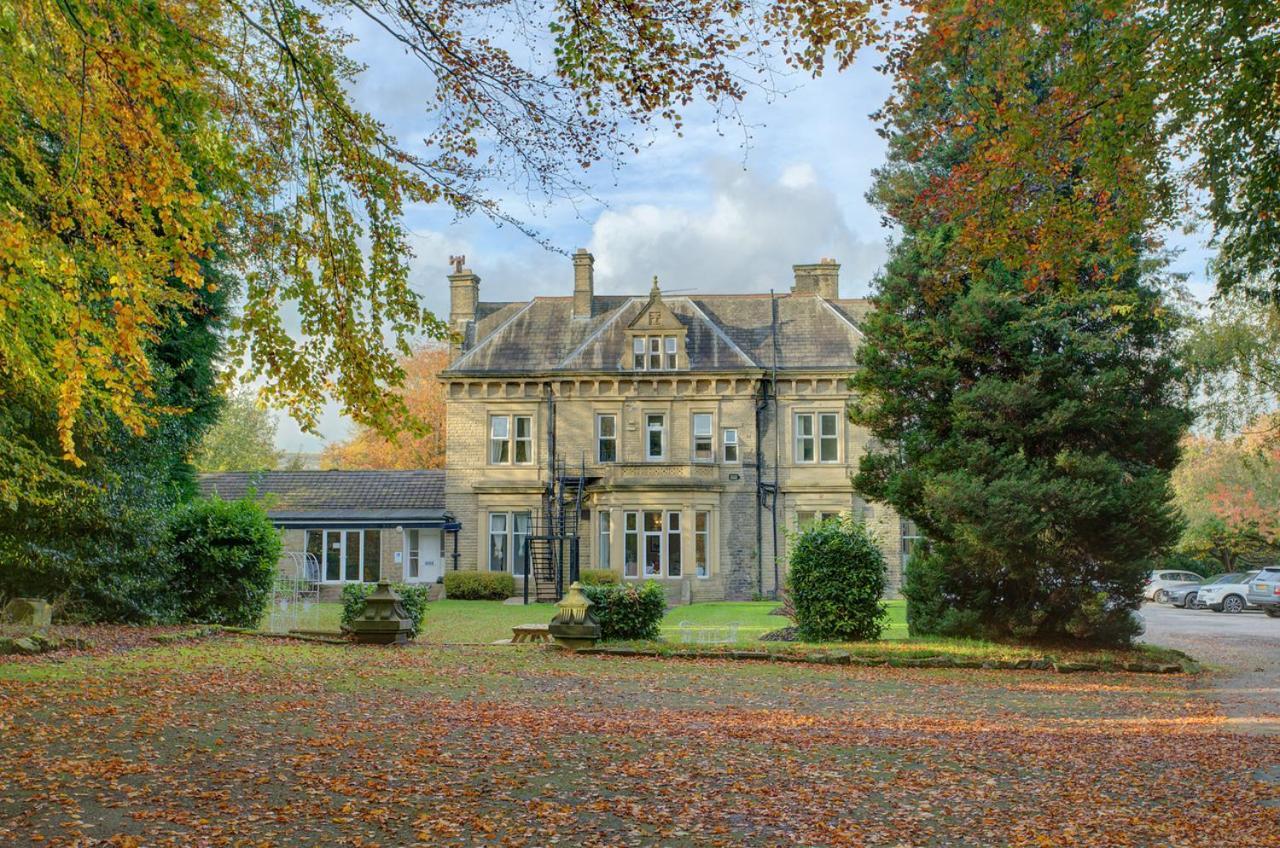 Durker Roods Hotel Huddersfield Exterior photo