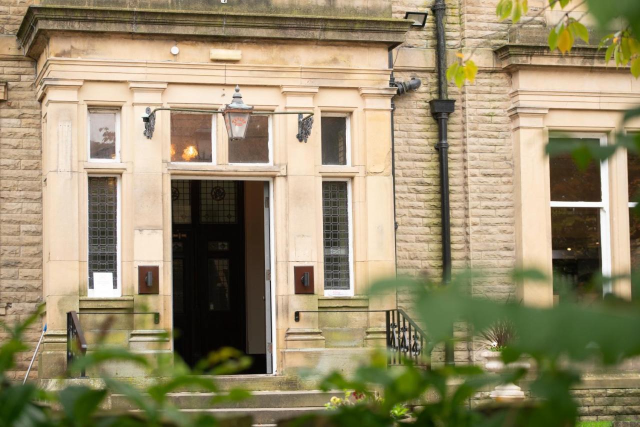 Durker Roods Hotel Huddersfield Exterior photo